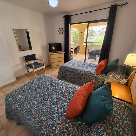 Castle Harbour 7 لوس كريستيانوس